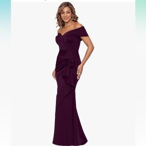 Xscape Elegant Off-Shoulder purple Evening Gown